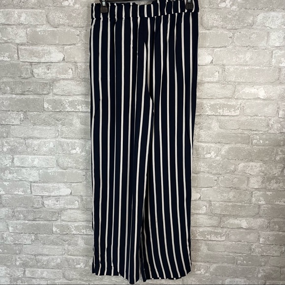 H&M Striped Paper Bag Pants - Picture 4 of 7